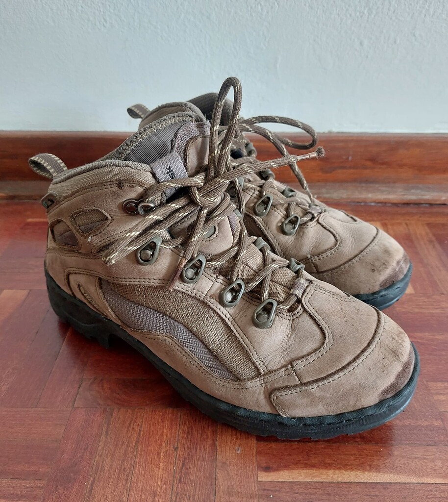 HiTec Ladies Boots for sale Classifieds The Hiking South Africa Forum